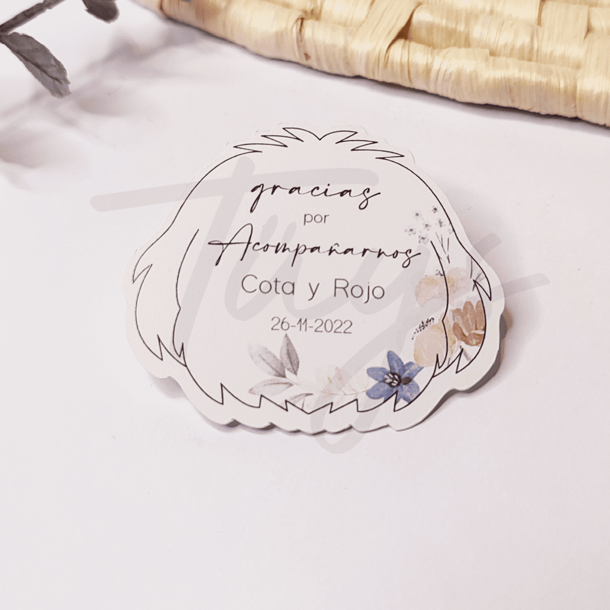 Etiquetas personalizadas blancas con diseño floral de Tuys